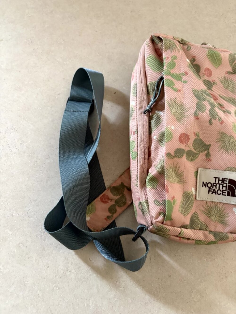 The North Face Cactus Print Crossbody Bag - Picture 3 of 10